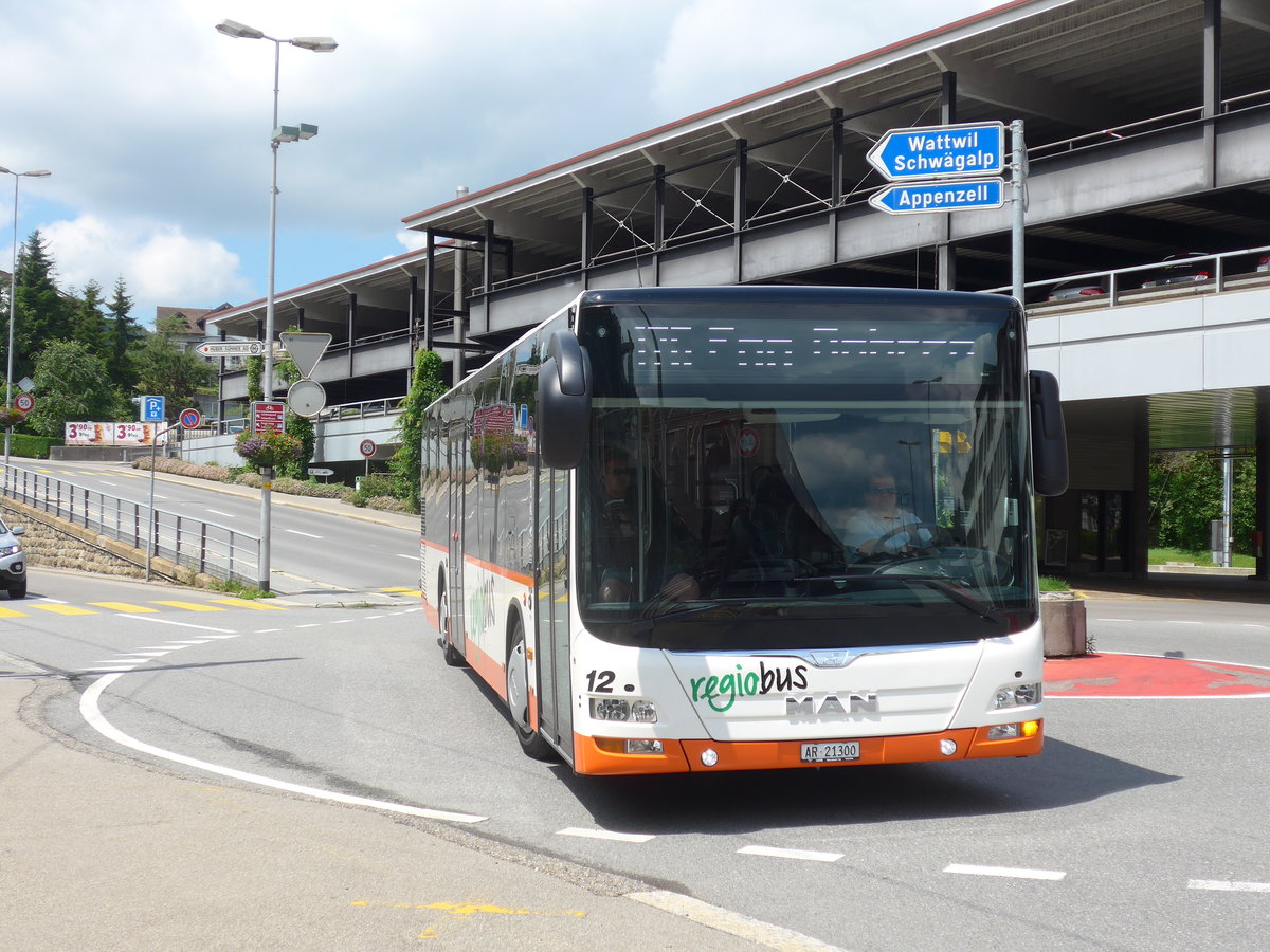 (172'604) - VBH Herisau - Nr. 12/AR 21'300 - MAN am 27. Juni 2016 beim Bahnhof Herisau