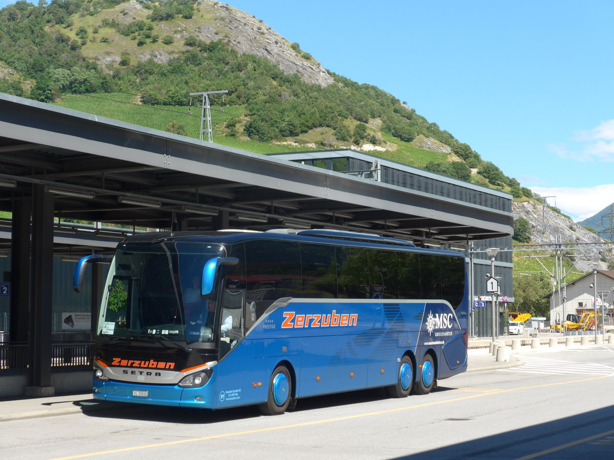 (172'725) - Zerzuben, Visp-Eyholz - Nr. 11/VS 55'832 - Setra am 3. Juli 2016 beim Bahnhof Leuk