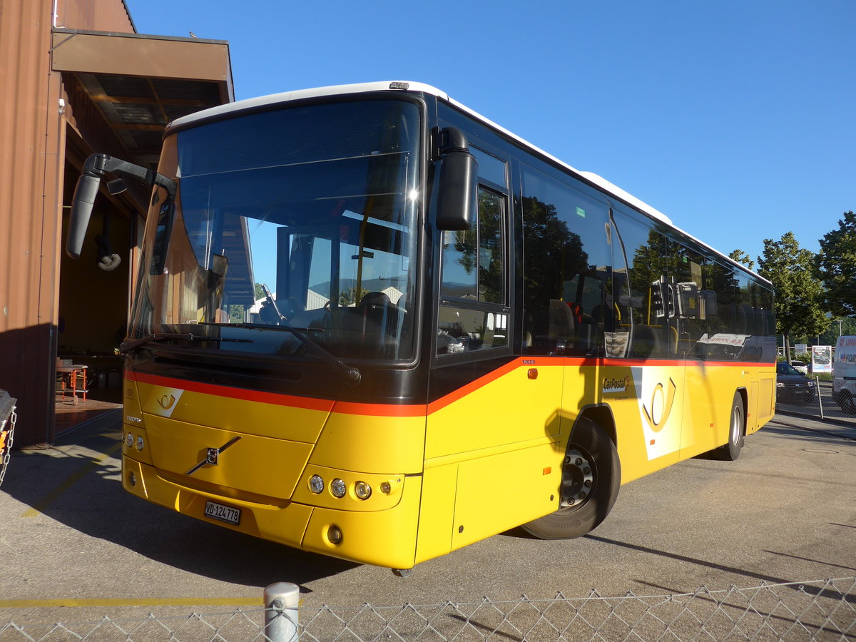 (173'117) - CarPostal Ouest - VD 124'778 - Volvo am 18. Juli 2016 in Yverdon, Garage