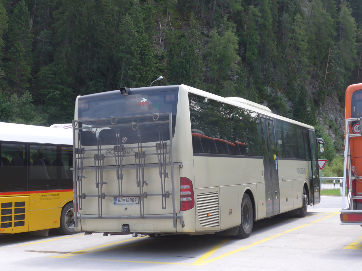 (173'343) - Aus Oesterreich: PostBus - BD 13'864 - Mercedes am 24. Juli 2016 in Martina, Cunfin