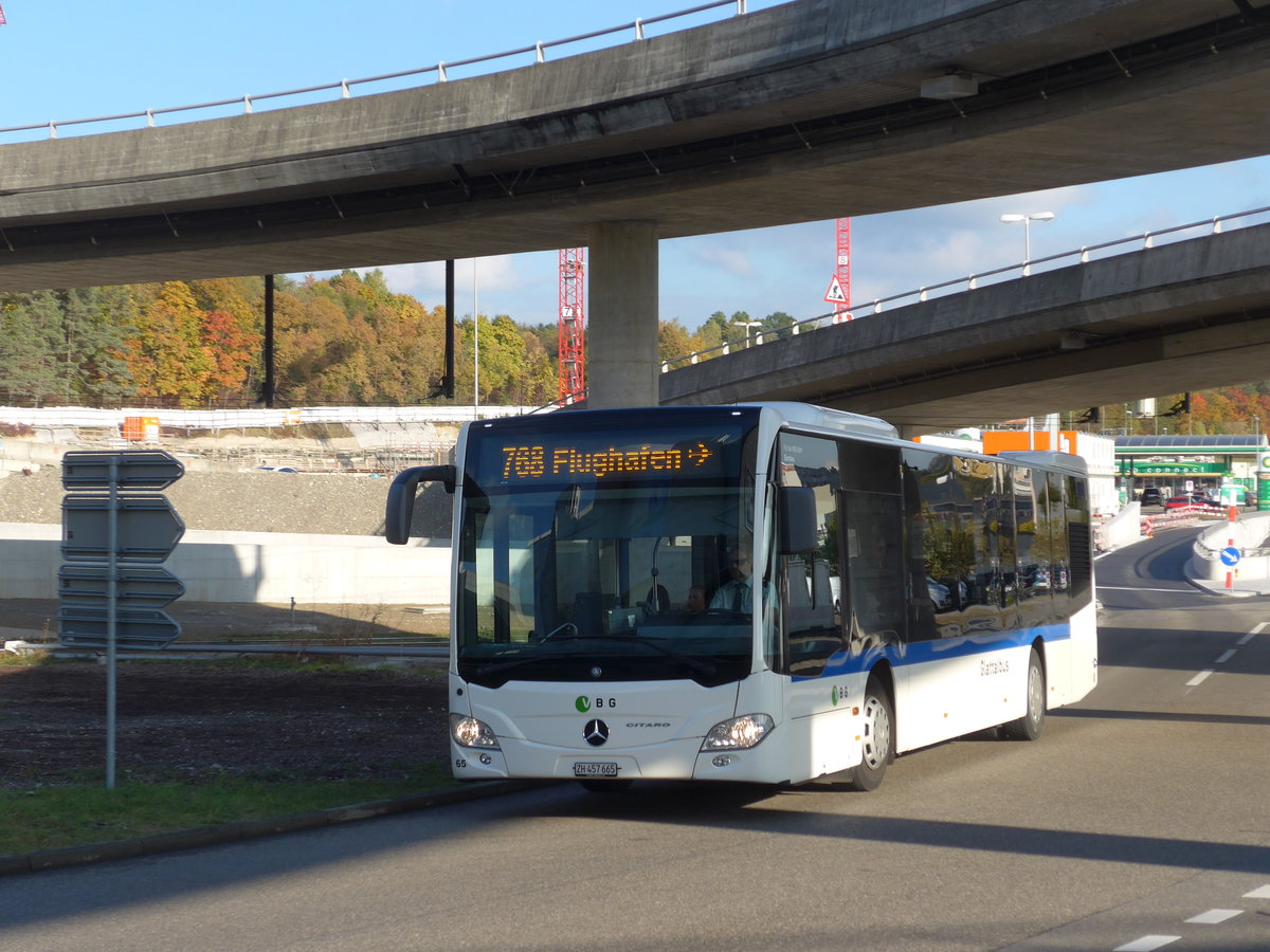 (175'690) - Welti-Furrer, Bassersdorf - Nr. 65/ZH 457'665 - Mercedes am 15. Oktober 2016 in Zrich, Flughafen 