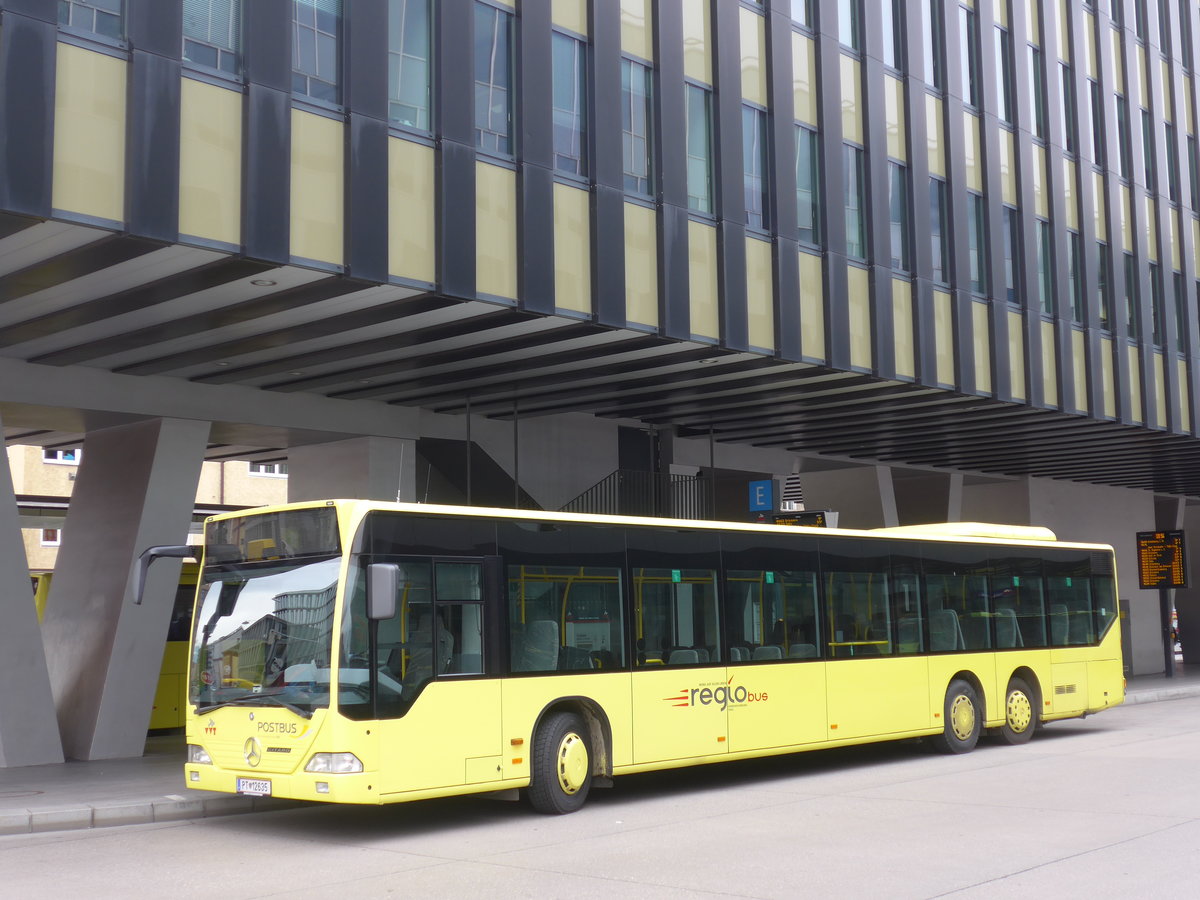 (176'134) - PostBus - PT 12'635 - Mercedes am 21. Oktober 2016 beim Bahnhof Innsbruck