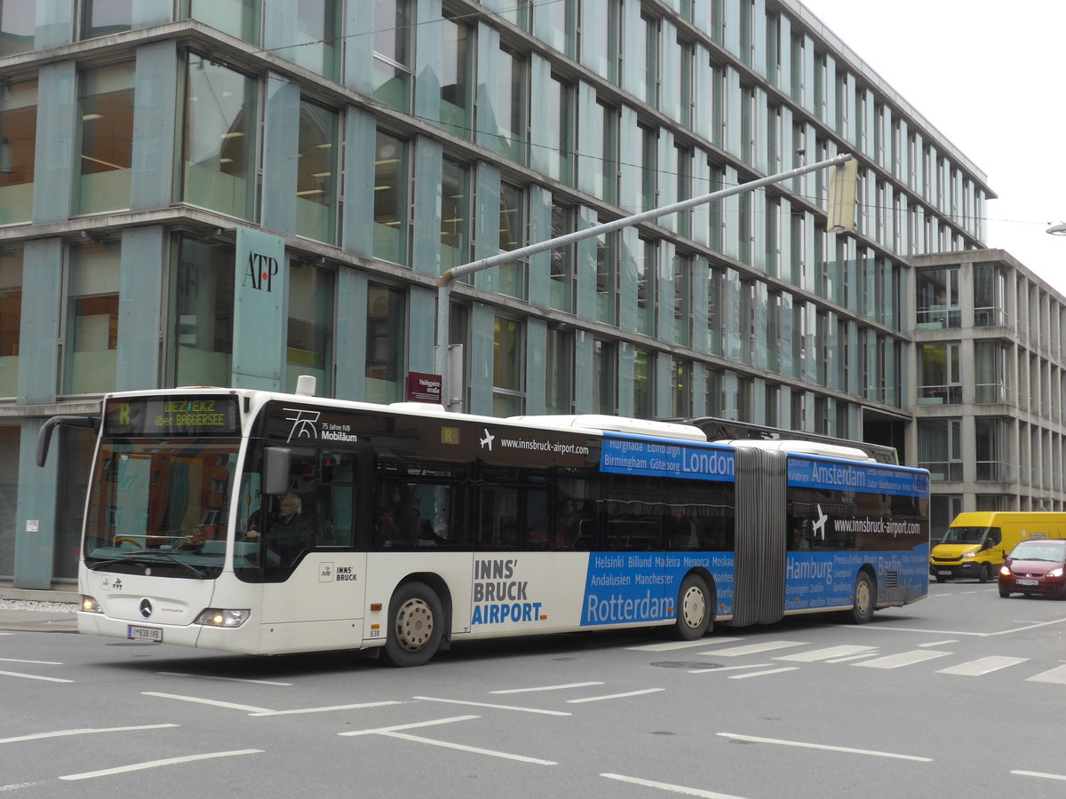 (176'141) - IVB Innsbruck - Nr. 838/I 838 IVB - Mercedes am 21. Oktober 2016 beim Bahnhof Innsbruck