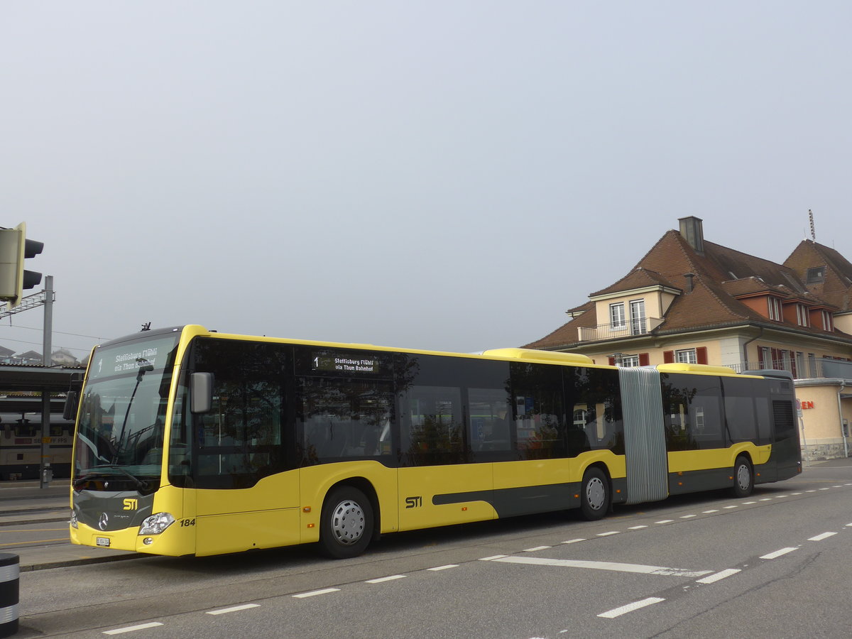 (176'332) - STI Thun - Nr. 184/BE 804'184 - Mercedes am 29. Oktober 2016 beim Bahnhof Spiez