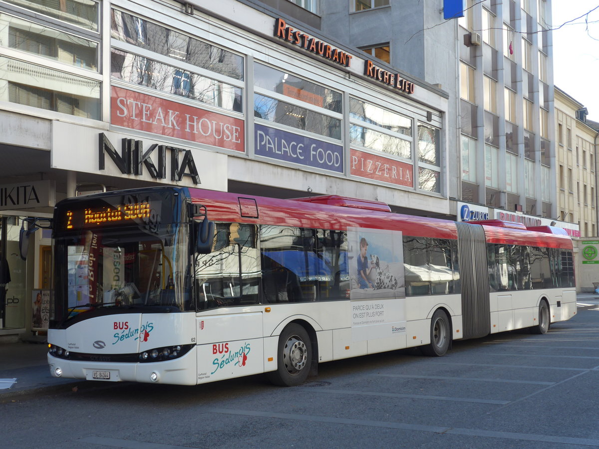 (176'598) - PostAuto Wallis - Nr. 62/VS 84'344 - Solaris am 12. November 2016 in Sion, Place du Midi