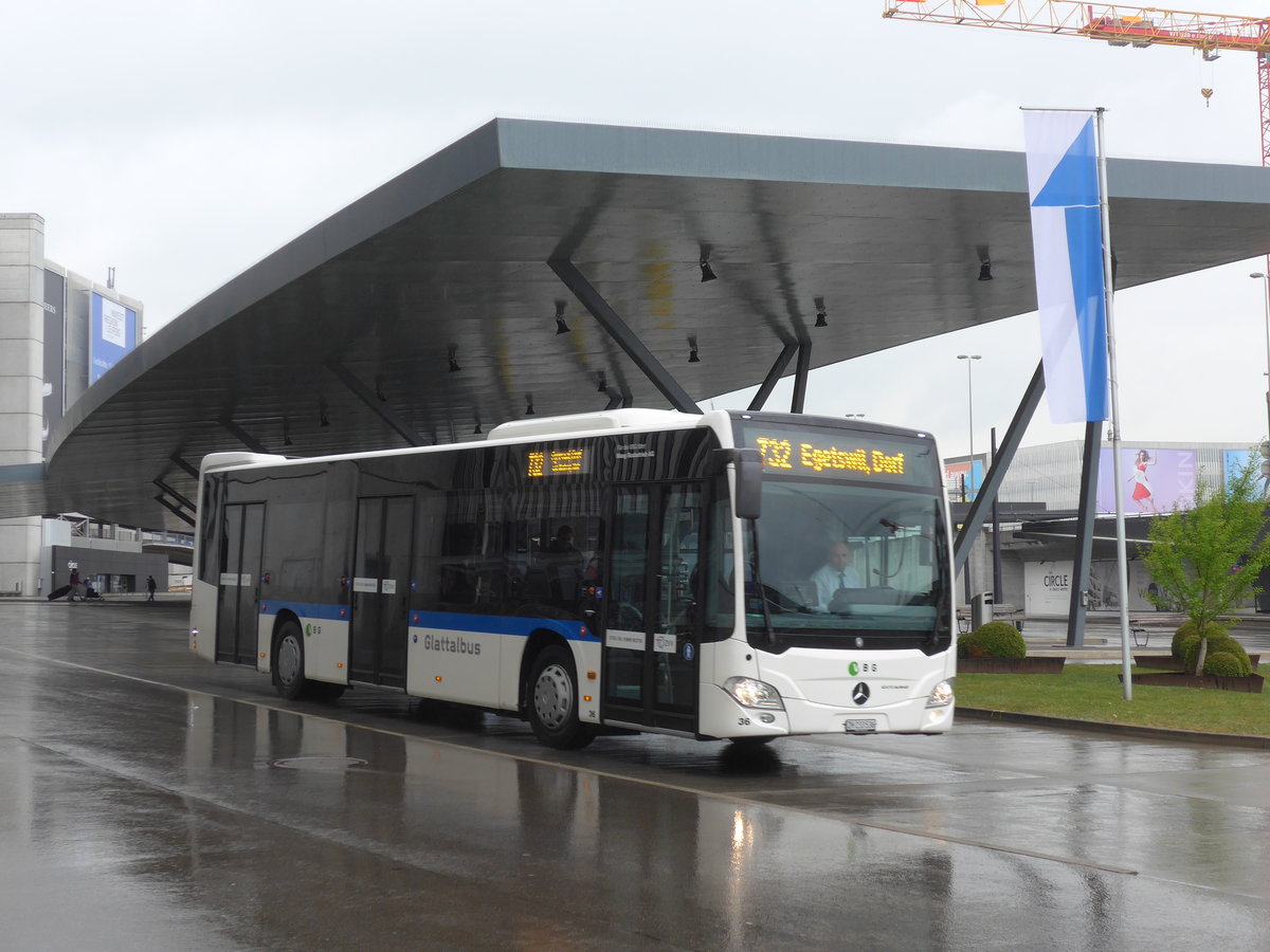 (179'648) - Maag, Kloten - Nr. 36/ZH 233'536 - Mercedes am 16. April 2017 in Zrich, Flughafen