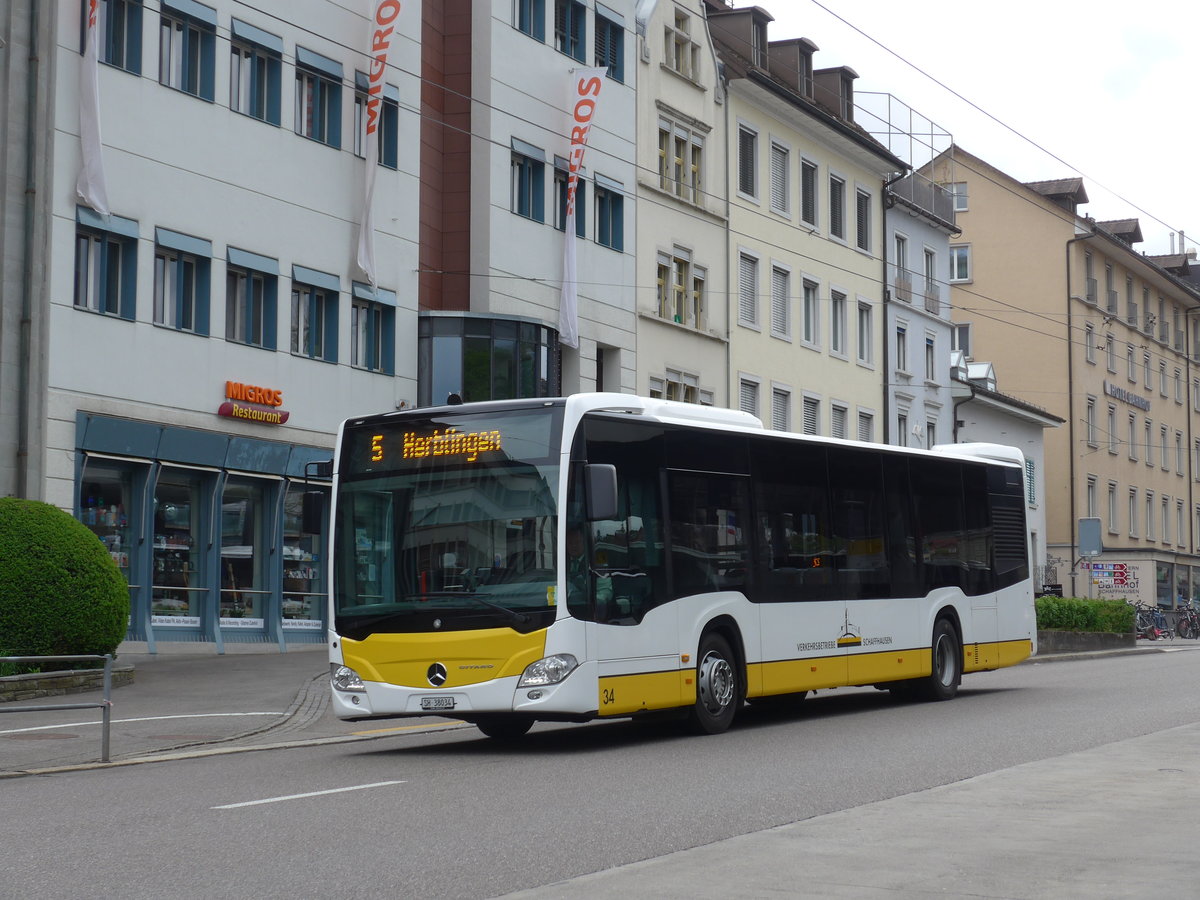 (179'680) - VBSH Schaffhausen - Nr. 34/SH 38'034 - Mercedes am 17. April 2017 beim Bahnhof Schaffhausen