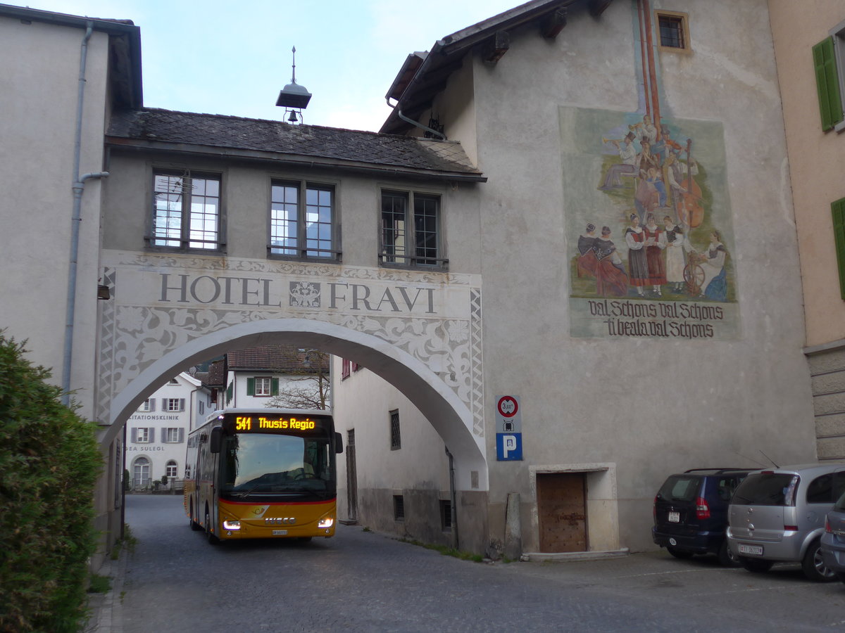 (180'452) - Mark, Andeer - GR 163'711 - Iveco am 23. Mai 2017 in Andeer, Hotel Fravi