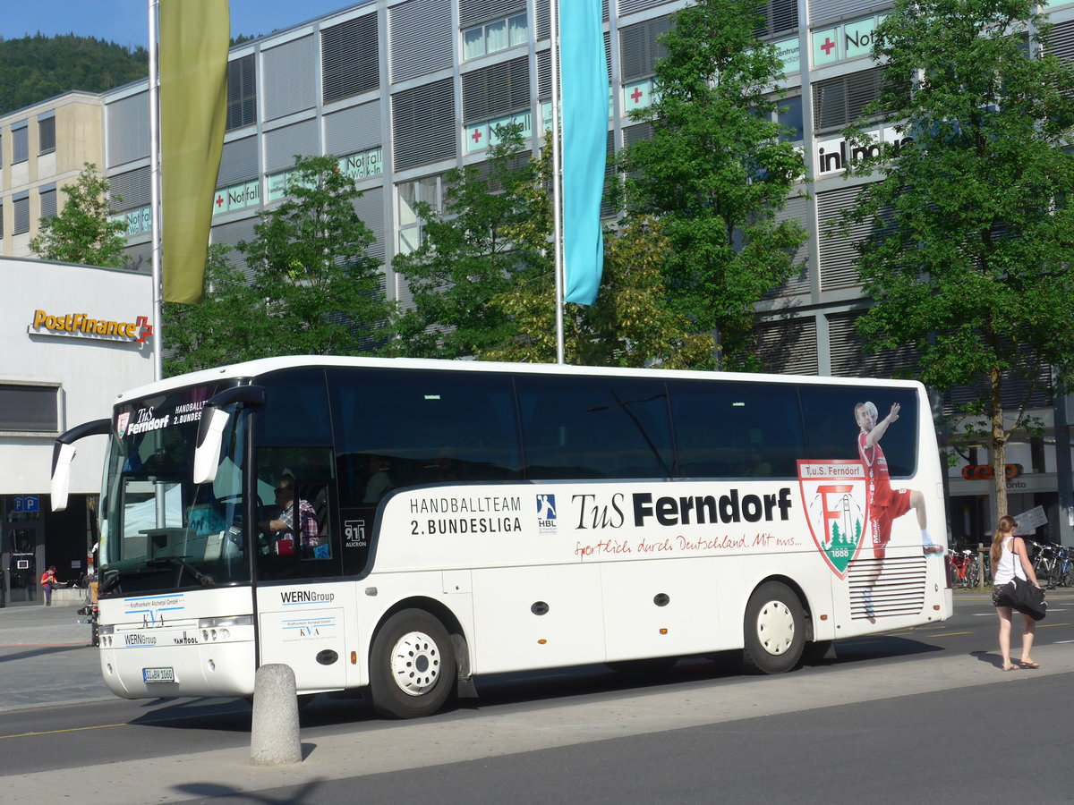 (181'156) - Aus Deutschland: KVA Siegen - SI-BW 1060 - Van Hool am 17. Juni 2017 beim Bahnhof Thun