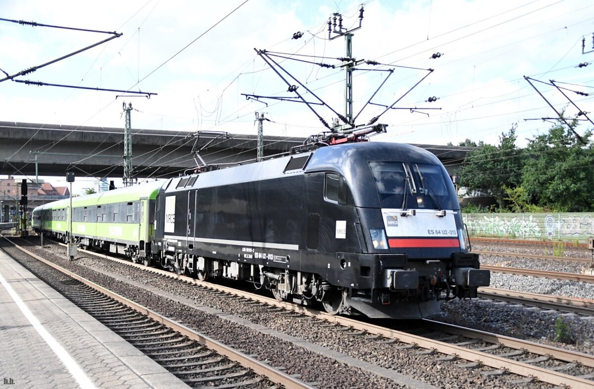 182 513-2 zog den flixtrain von hh-harburg,26.07.22