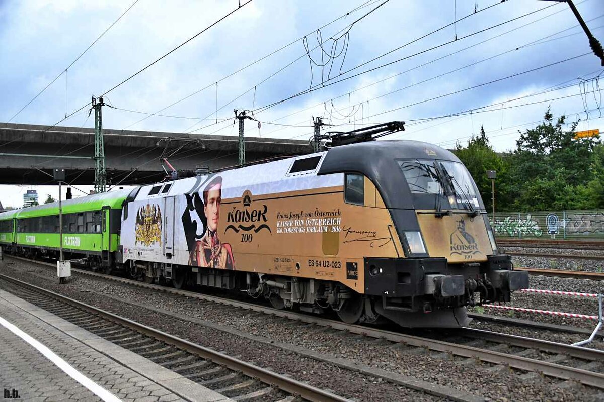 182 523-1 zog den flixtrain richtung kln,aufgenommen in harburg,20.08.21 