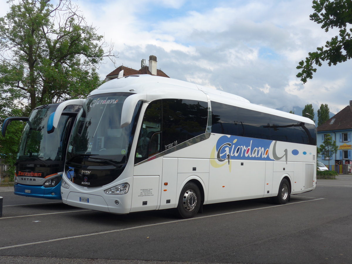 (182'033) - Aus Italien: Giordano, Frosinone - FA-812 HB - Scania/Irizar am 11. Juli 2017 in Thun, Seestrasse