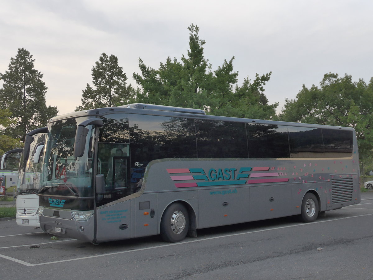 (182'474) - Gast, Utzenstorf - BE 99'110 - Van Hool am 1. August 2017 in Thun, Seestrasse