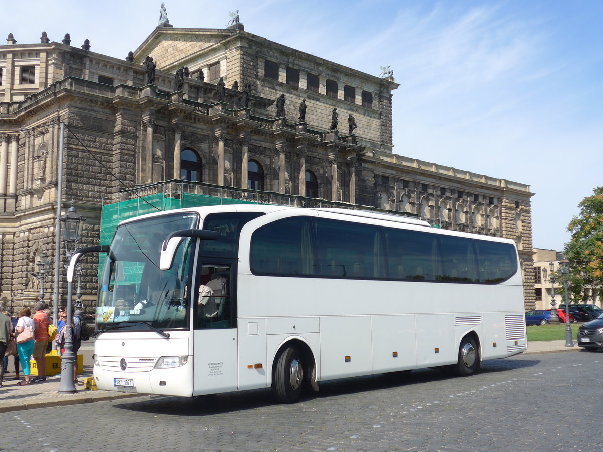 (182'884) - Aus Tschechien: St'astny, Lipov - 9B7 1971 - Mercedes am 8. August 2017 in Dresden, Theaterplatz