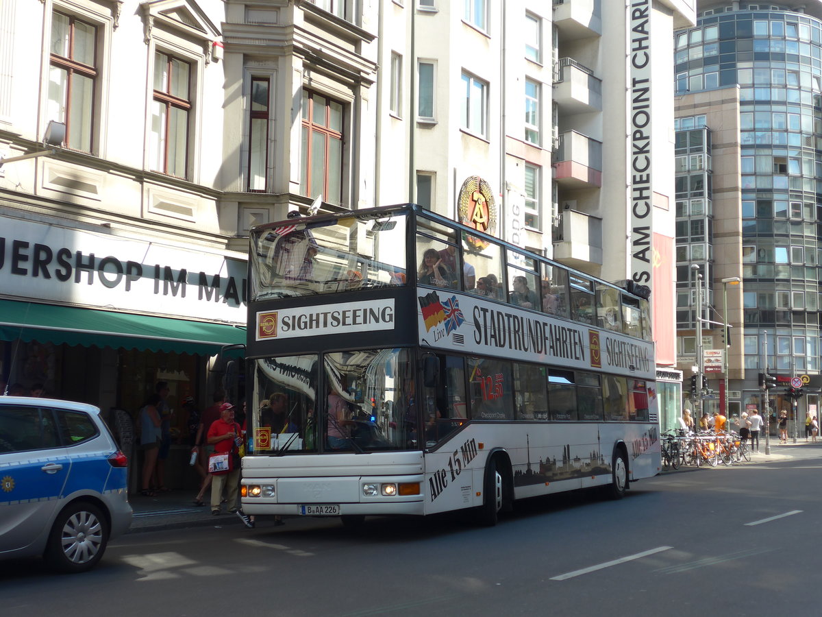 (183'198) - Der Tempelhofer, Berlin - Nr. 113/B-AA 226 - MAN (ex BVG Berlin Nr. 3021) am 9. August 2017 in Berlin, Checkpoint Charlie