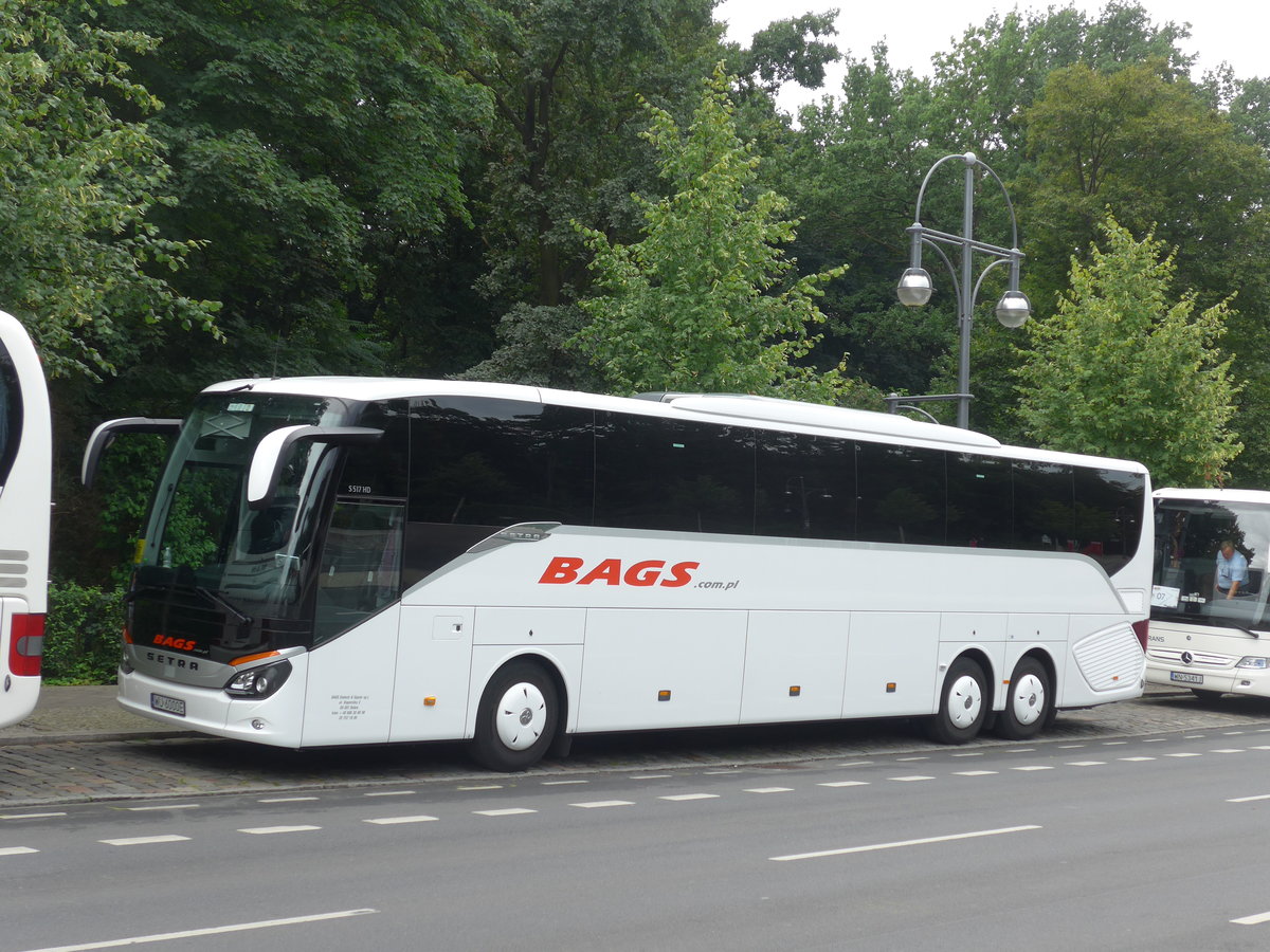 (183'270) - Aus Polen: BAGS, Dobre - WU 6000E - Setra am 10. August 2017 in Berlin, Brandenburger Tor