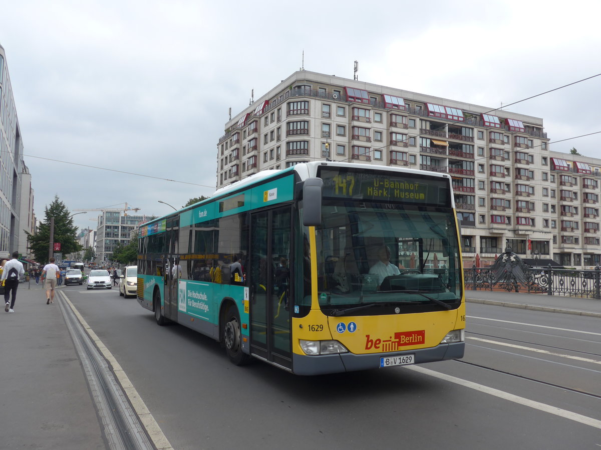 (183'468) - BVG Berlin - Nr. 1629/B-V 1629 - Mercedes am 11. August 2017 in Berlin, Friedrichstrasse