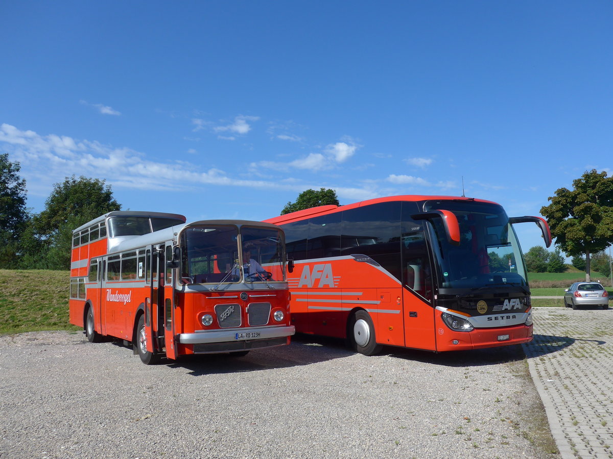 (183'900) - Radlmeier, Ergoldsbach - LA-RD 123H - FBW/Vetter-R&J Anderthalbdecker (ex FRAM Drachten/NL Nr. 20; ex Wespe, Altsttten; ex AFA Adelboden Nr. 4) + aus der Schweiz: AFA Adelboden Nr. 15/BE 26'702 - Setra am 23. August 2017 in Bad Drrheim, Garage Luschin