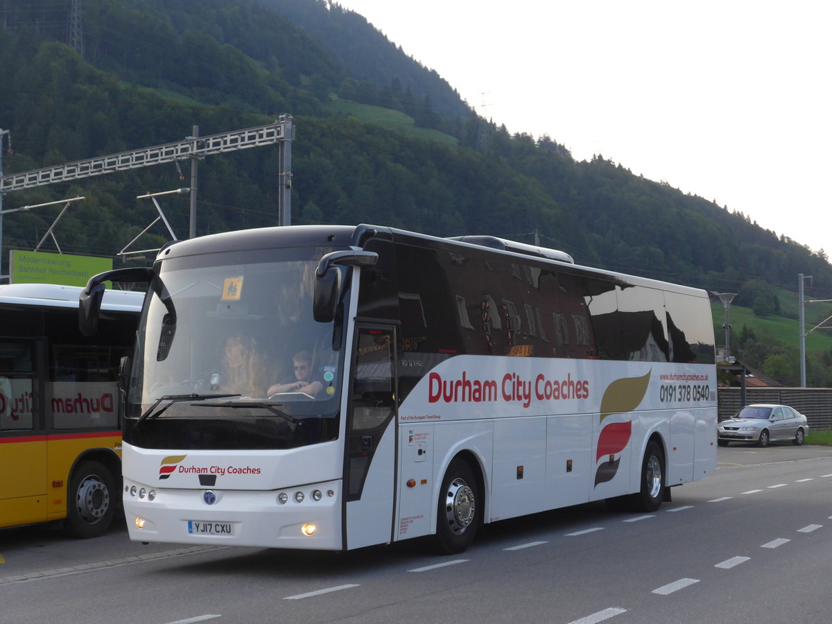 (184'275) - Aus England: Durham City Coaches, Durham - YJ17 CXU - Temsa am 25. August 2017 beim Bahnhof Reichenbach