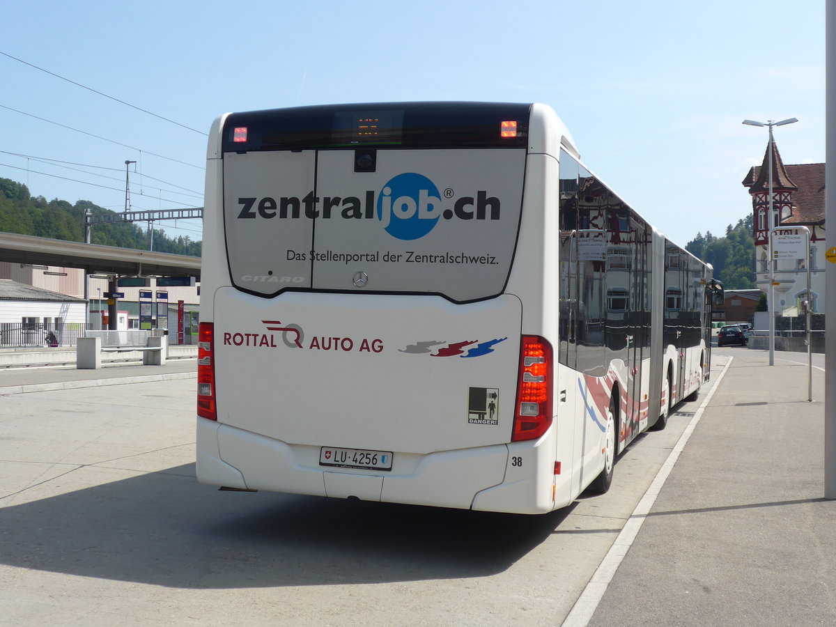 (184'499) - ARAG Ruswil - Nr. 38/LU 4256 - Mercedes am 26. August 2017 beim Bahnhof Willisau