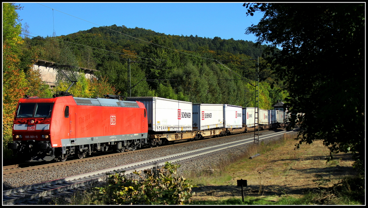 185 001 mit DB Schenker KLV am 29.09.13 in Vollmerz