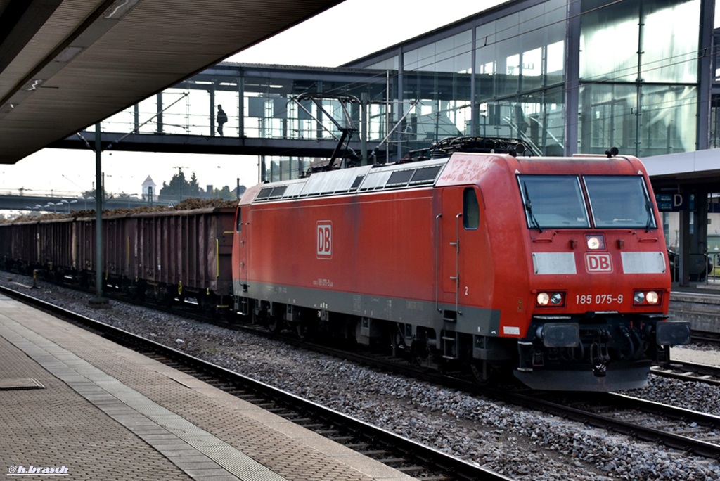 185 075-9 zog einen ganzzug durch regensburg,27.09.17