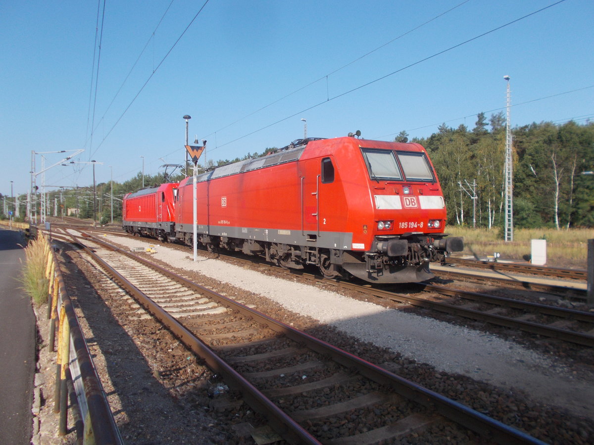 185 194 wurde von 187 179,am 24.August 2019,in Seddin abgeschleppt.