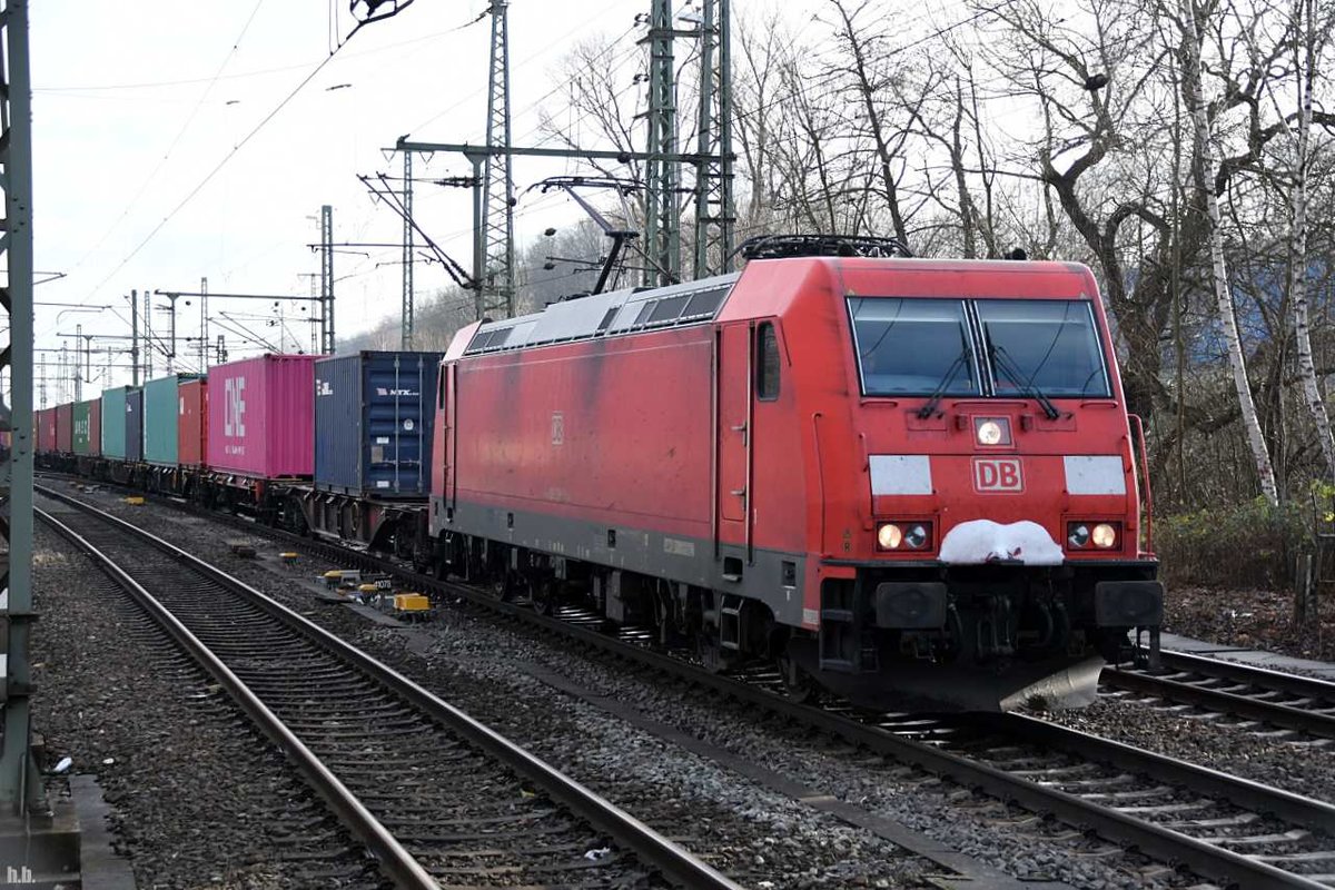 185 238-3 zog einen containerzug durch hh-harbueg,26.01.21