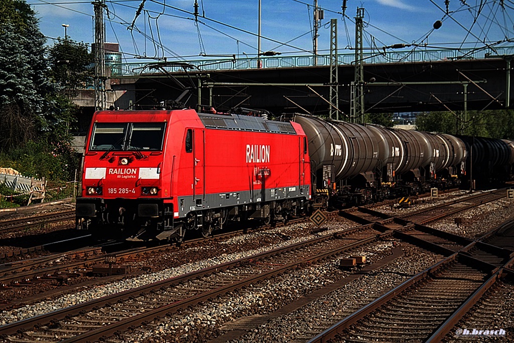 185 285-4 ist am 17.07.14 mit einen tankzug durch hh-harburg gefahren