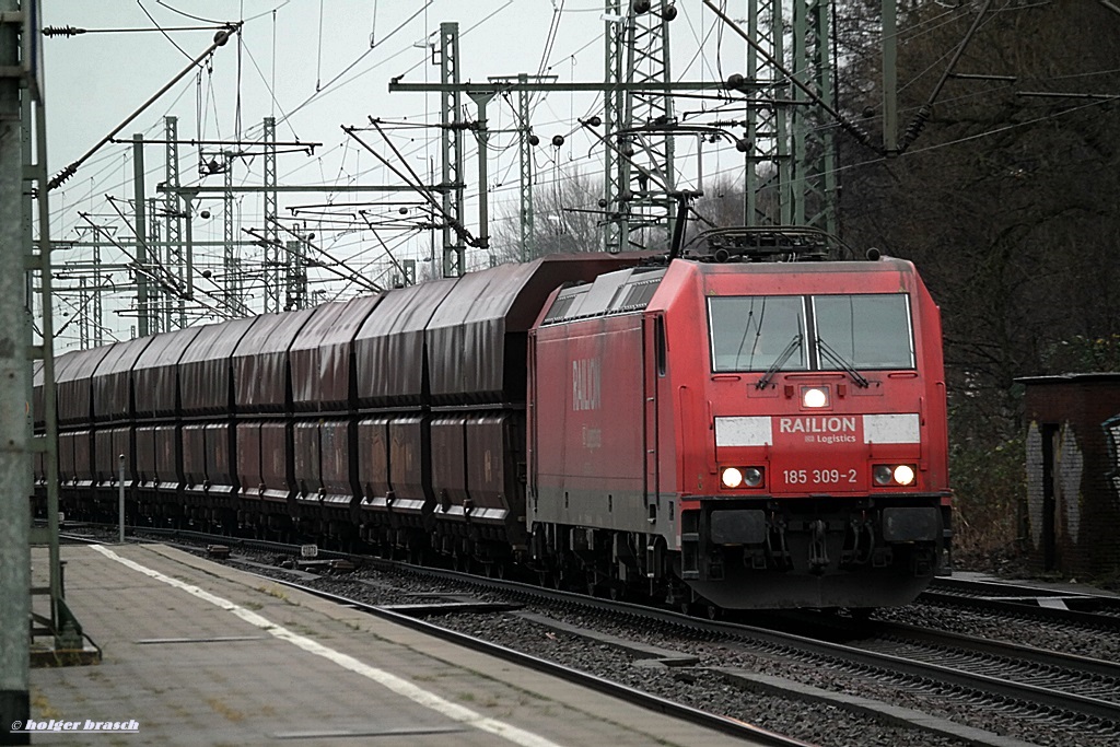 185 309-2 zog einen ganzzug am 02.01.14 durch hh-harburg