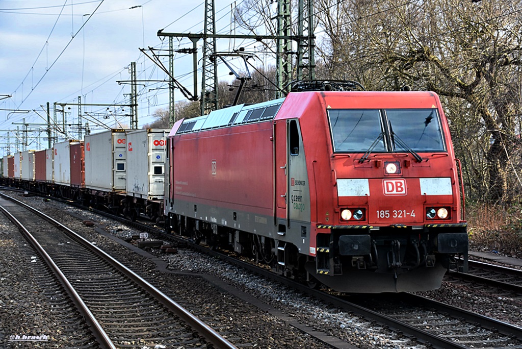 185 321-4 ist mit einen kastenzug durch hh-harburg gefahren,11.03.16