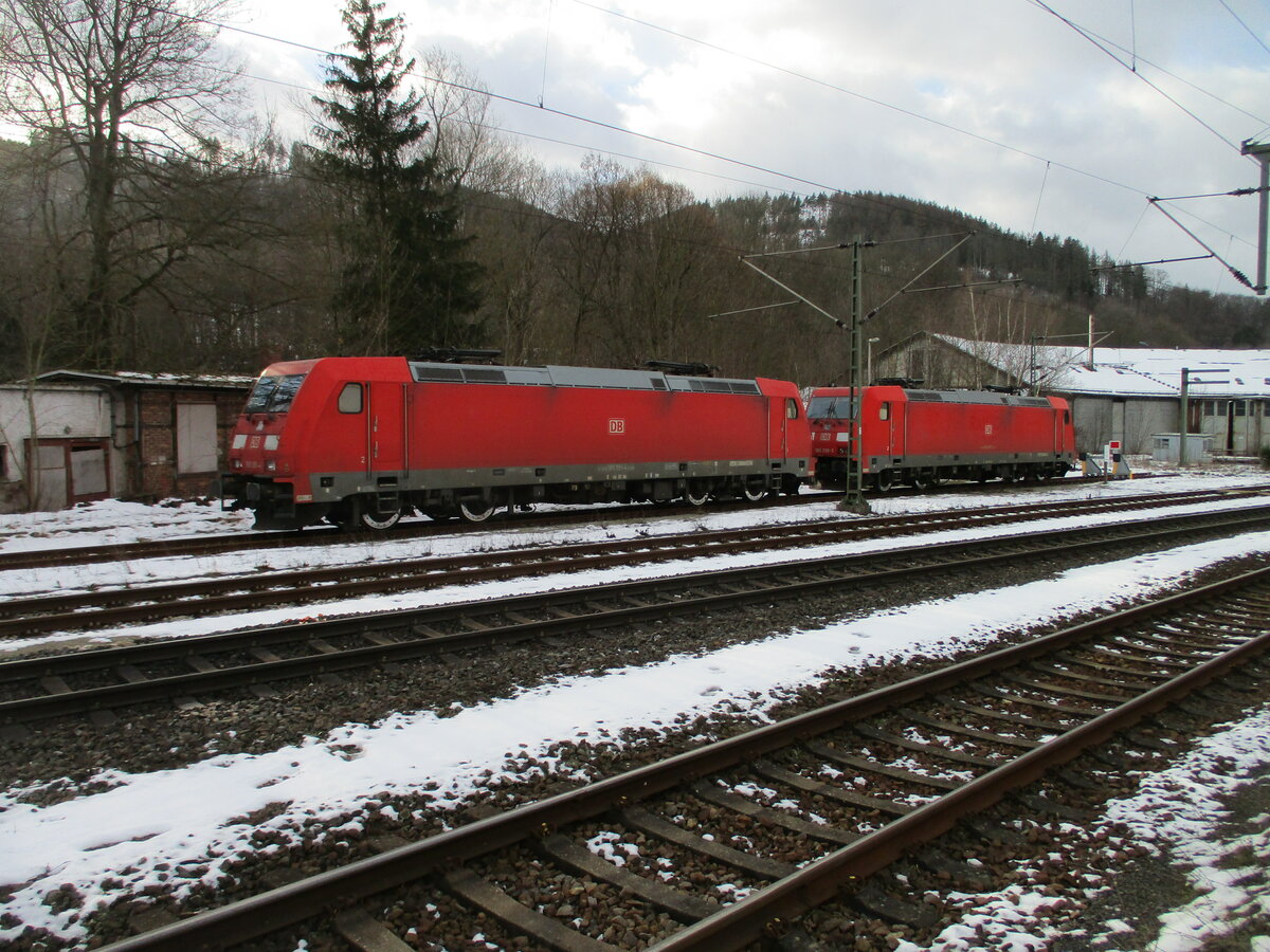 185 351 und 185 299,am 01.Februar 2023,im ehemaligen Bw Probstzella.