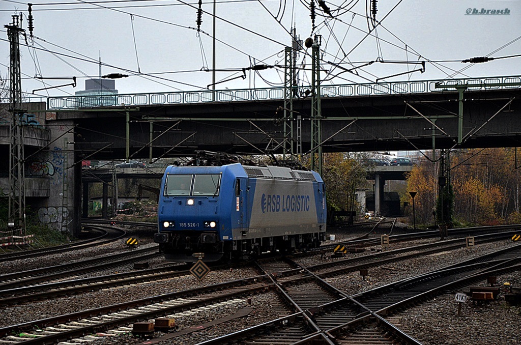 185 526-1 ist lz am 29.11.14 durch hh-harburg gefahren