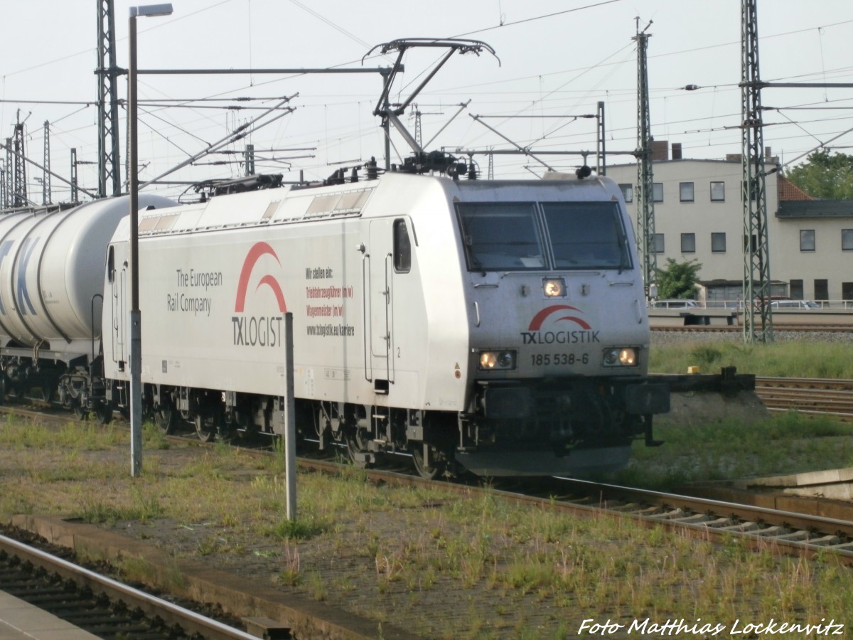 185 538-6 der TXLogistik beim durchfahren des Hallenser Hbf´s am 11.5.15