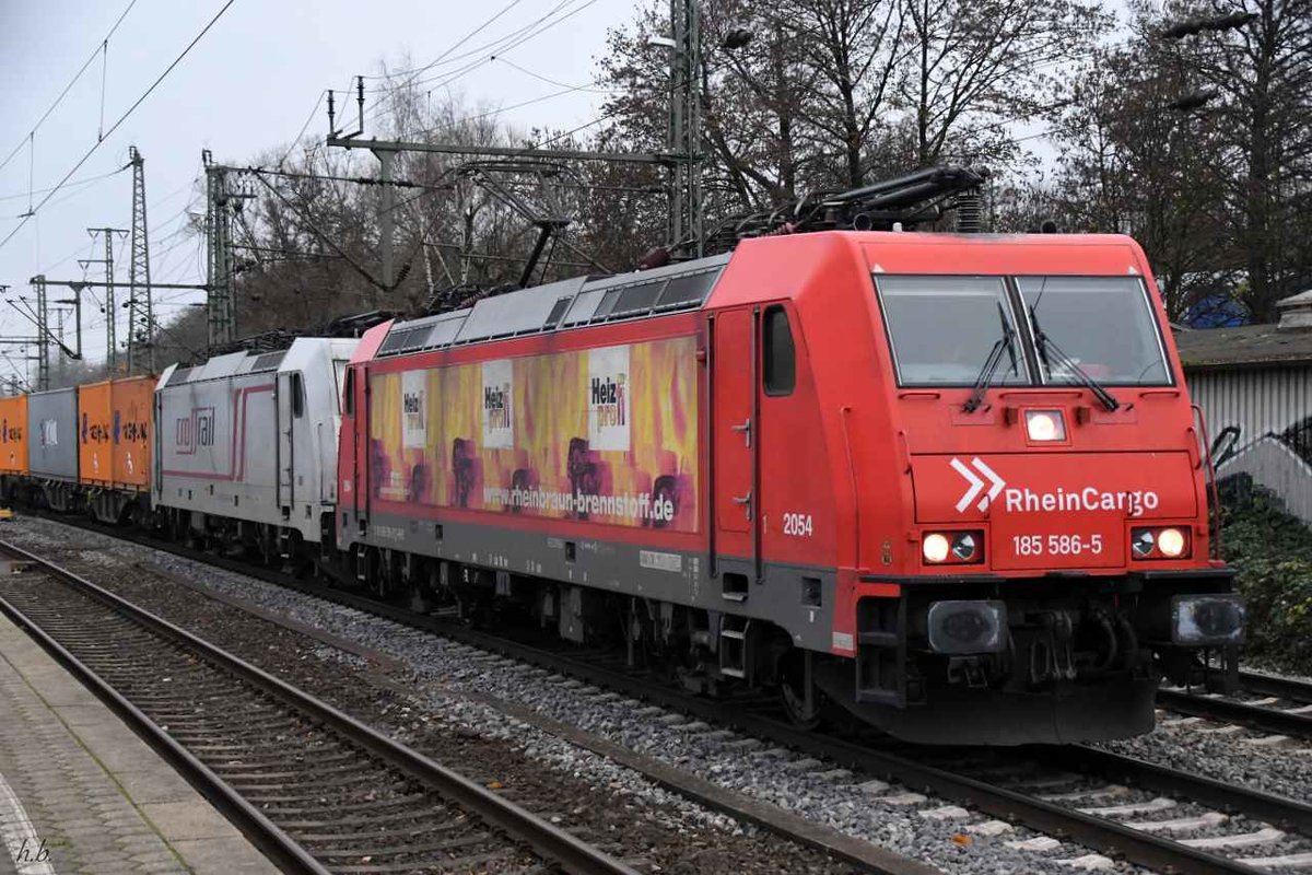 185 586-5 zog 186 905-6 und einen containerzug durch hh-harburg,26.11.19