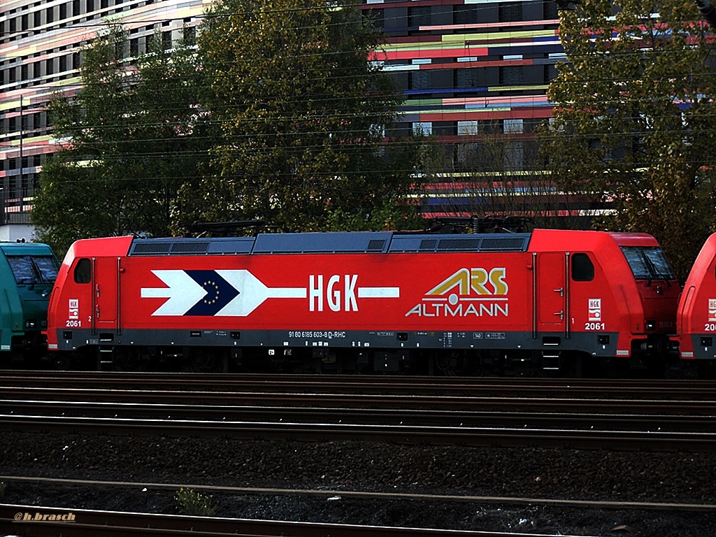 185 605-8 war abgestellt beim bhf wilhelmburg,datum 27.09.14