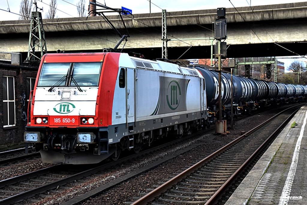 185 650-9 zog einen tanker durch hh-harburg,10.12.15