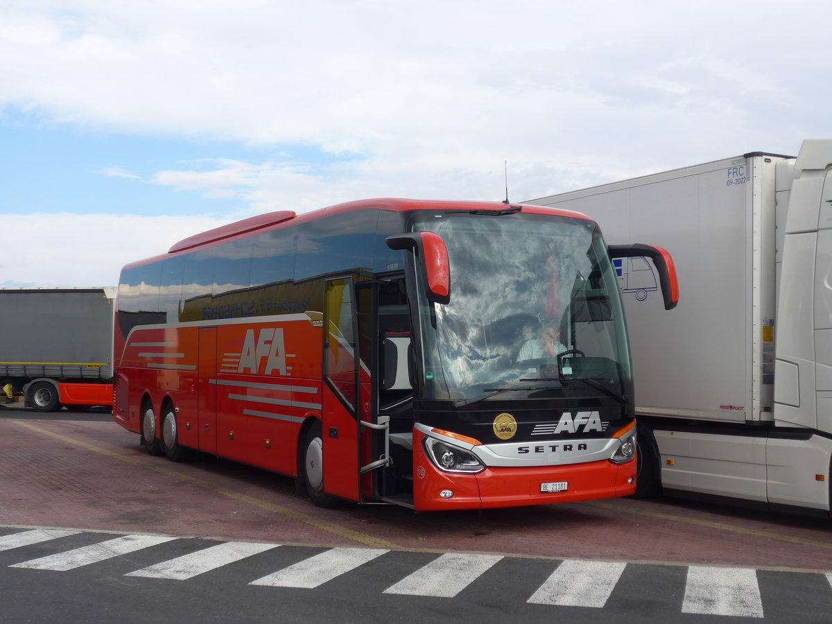 (185'205) - Aus der Schweiz: AFA Adelboden - Nr. 16/BE 21'181 - Setra am 25. September 2017 in Montpellier, Raststtte Fabrgues