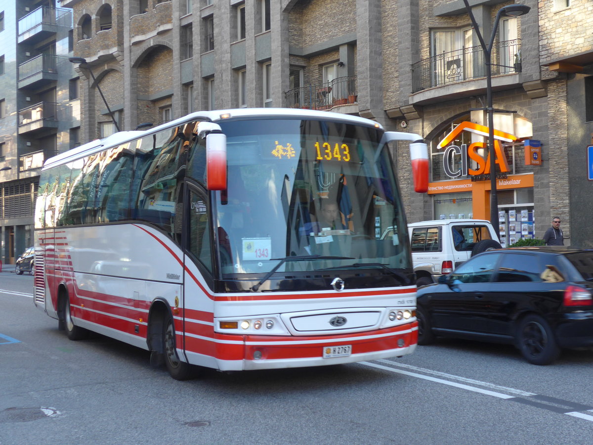 (185'416) - CIA Andorra la Vella - H2767 - Irisbus/Beulas am 27. September 2017 in La Massana, Les Entrades