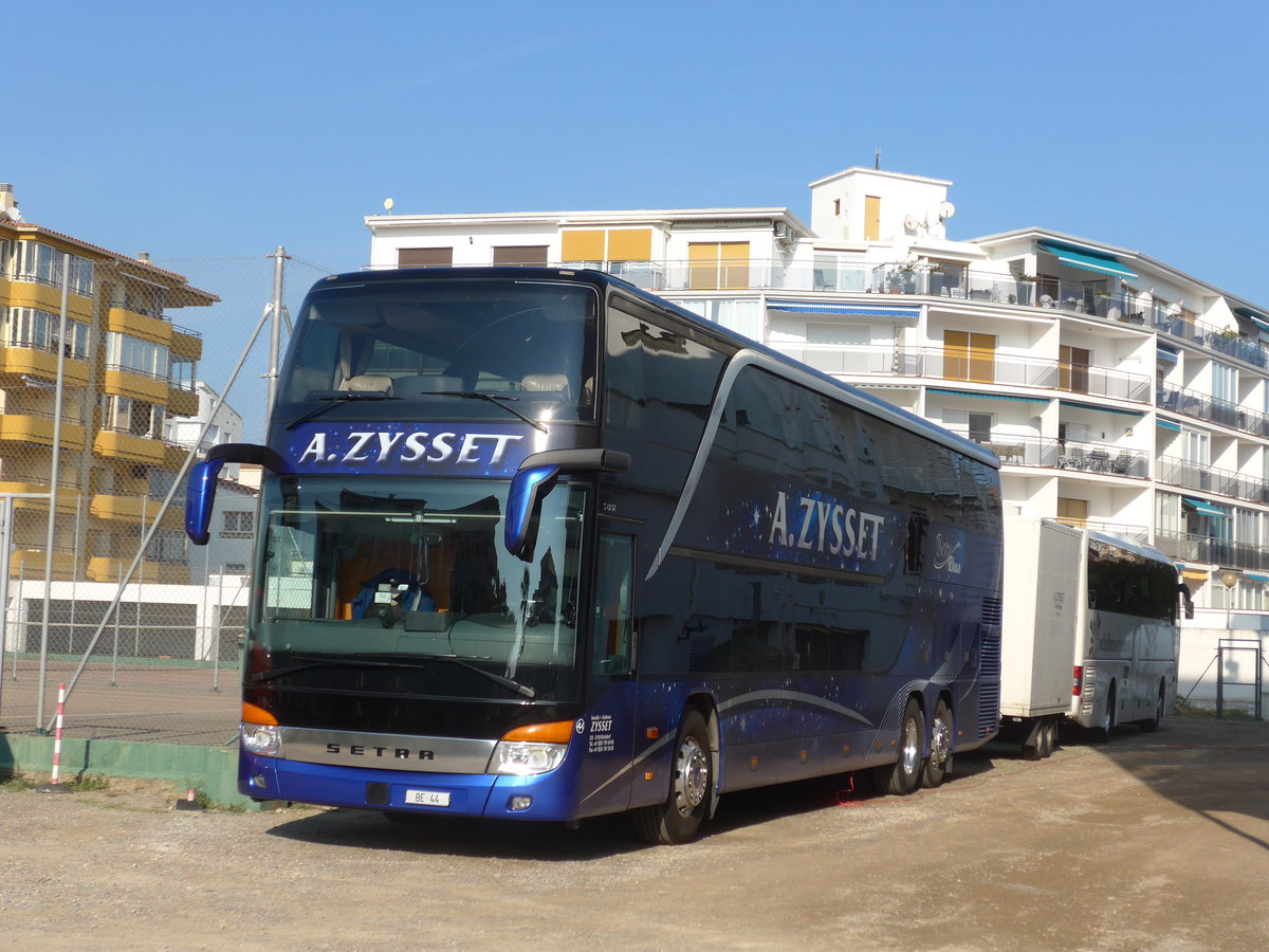 (185'672) - Aus der Schweiz: Zysset, Kirchdorf - Nr. 44/BE 44 - Setra am 29. September 2017 in Roses, Hotel Marian