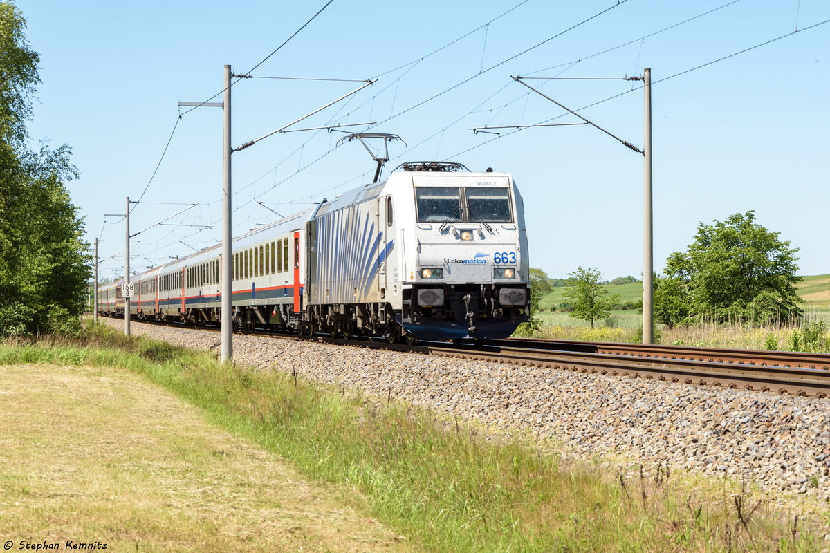 185er Zebra 185 663-2 Lokomotion Gesellschaft für Schienentraktion mbH mit dem 2. BVB DFB Pokalfinale 2017 Sonderzug (DPF 1840) von Dortmund nach Berlin Hbf in Nennhausen. 27.05.2017