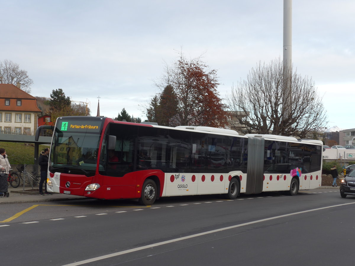 (186'691) - TPF Fribourg - Nr. 552/FR 300'408 - Mercedes am 27. November 2017 in Marly, Marly-Cit