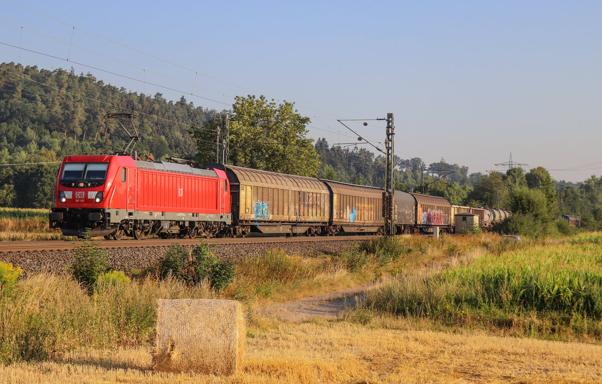 187 107 mit einem Mischer am 03.08.18 in Kerzell