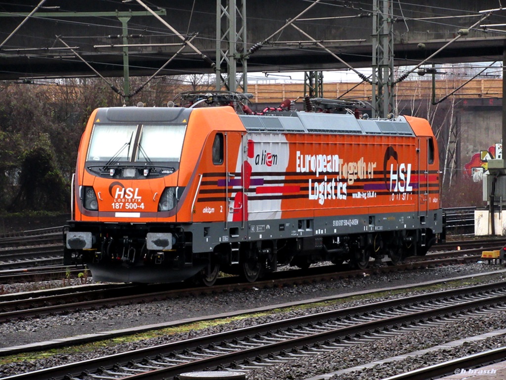 187 500-4 von HSL,stand am 20.12.17 in hh-harburg