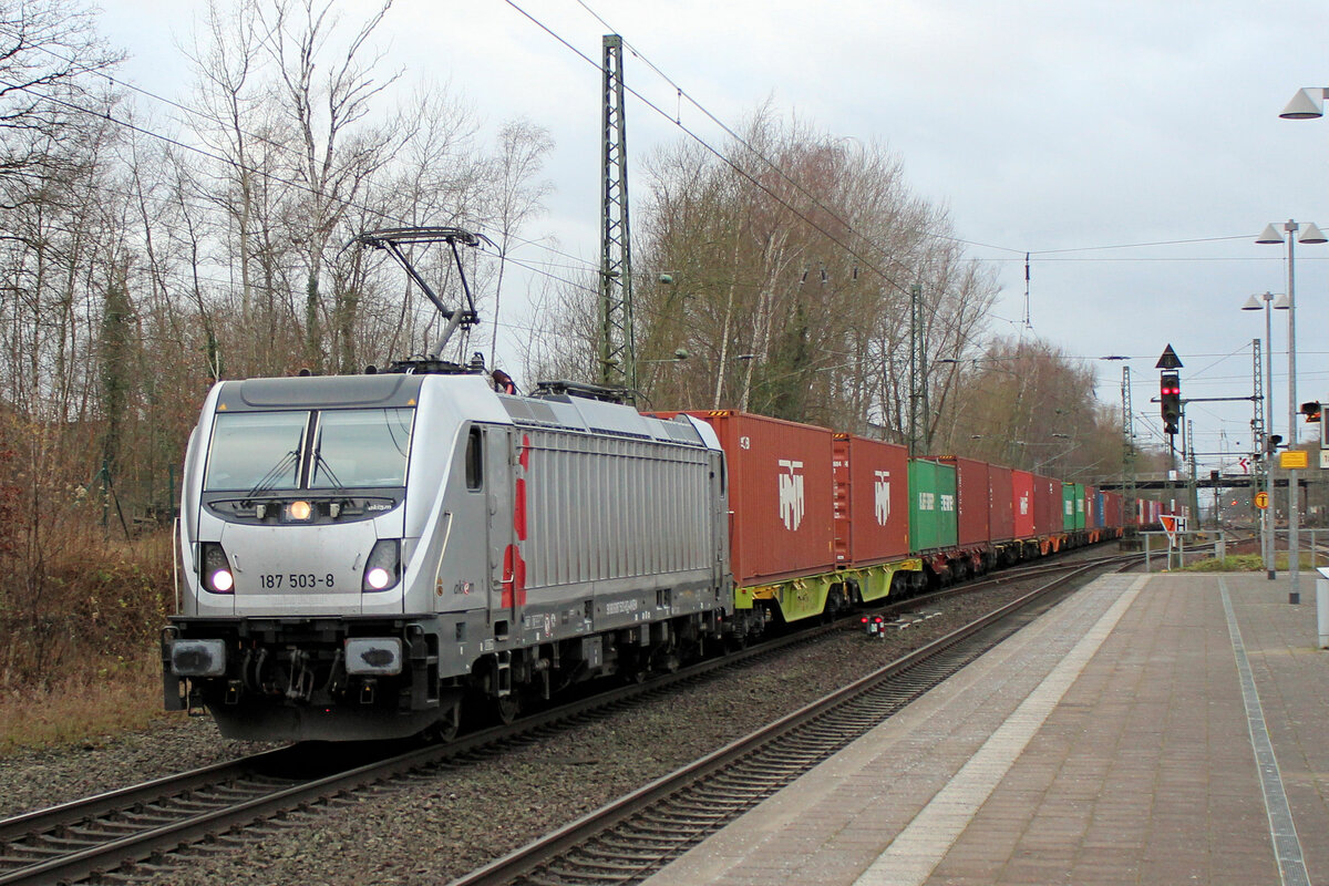 187 503-8 auf den Weg in den Hamburger Hafen. Tostedt, 13.01.2023