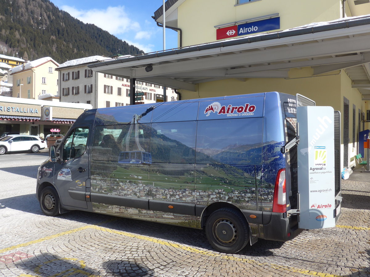 (188'607) - Taxi Gotthard, Airolo - TI 203'300 - Renault am 14. Februar 2018 beim Bahnhof Airolo