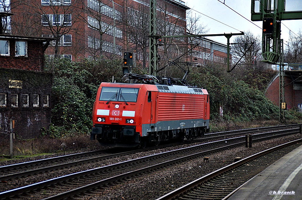 189 001-1 fuhr lz durch hh-harburg,03.01.15