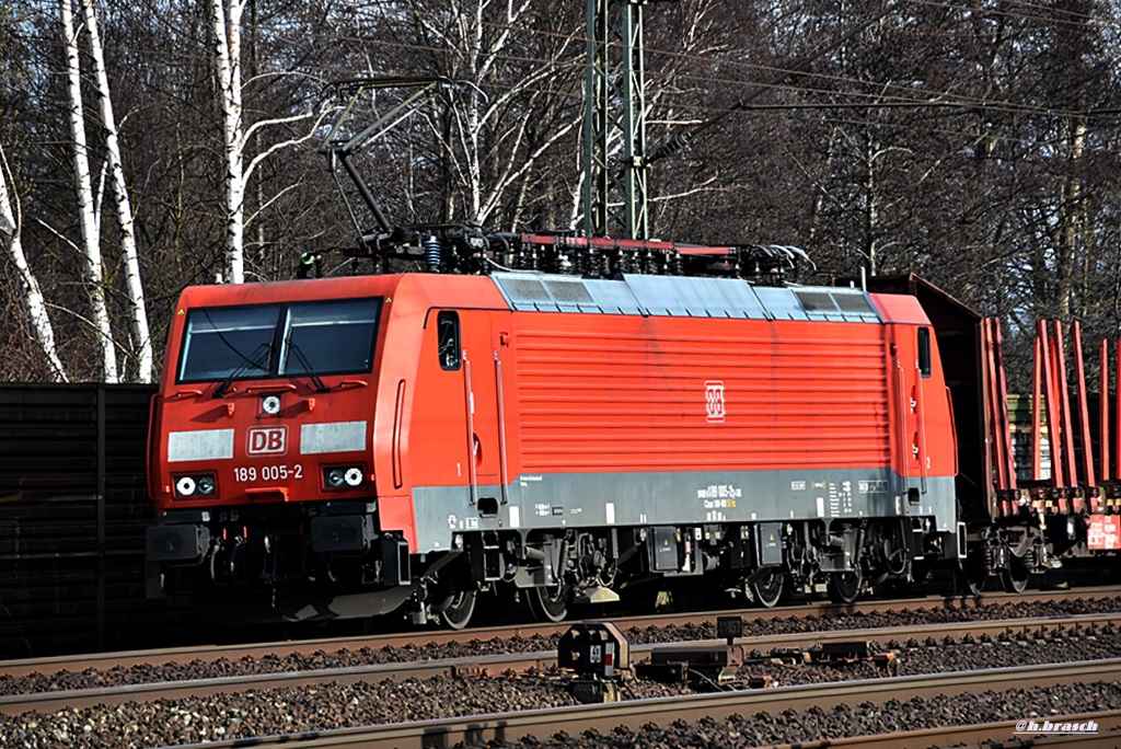 189 005-2 brauste mit einen mischer durch harburg,22.03.16