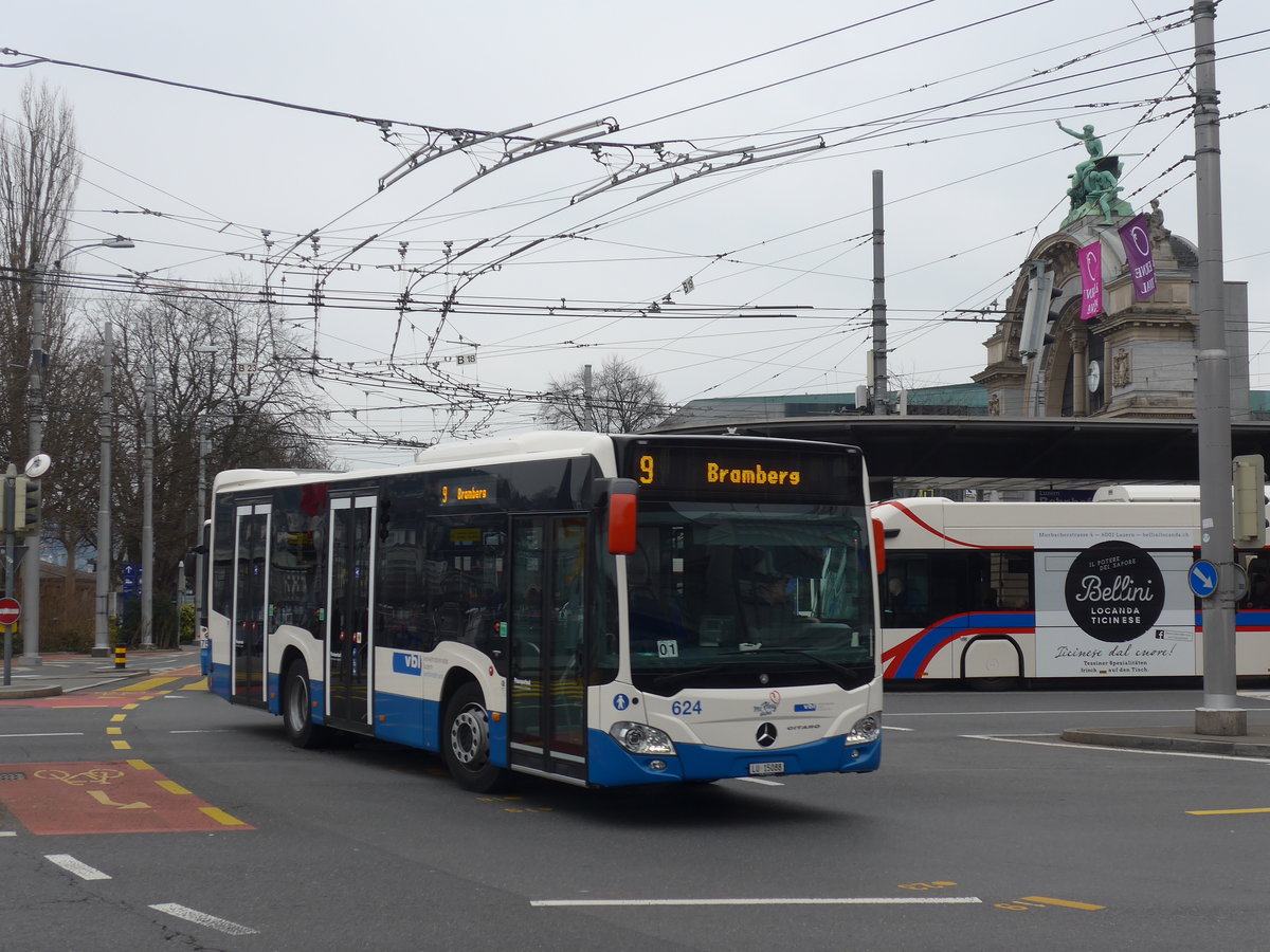 (189'338) - VBL Luzern - Nr. 624/LU 15'088 - Mercedes am 17. Mrz 2018 beim Bahnhof Luzern