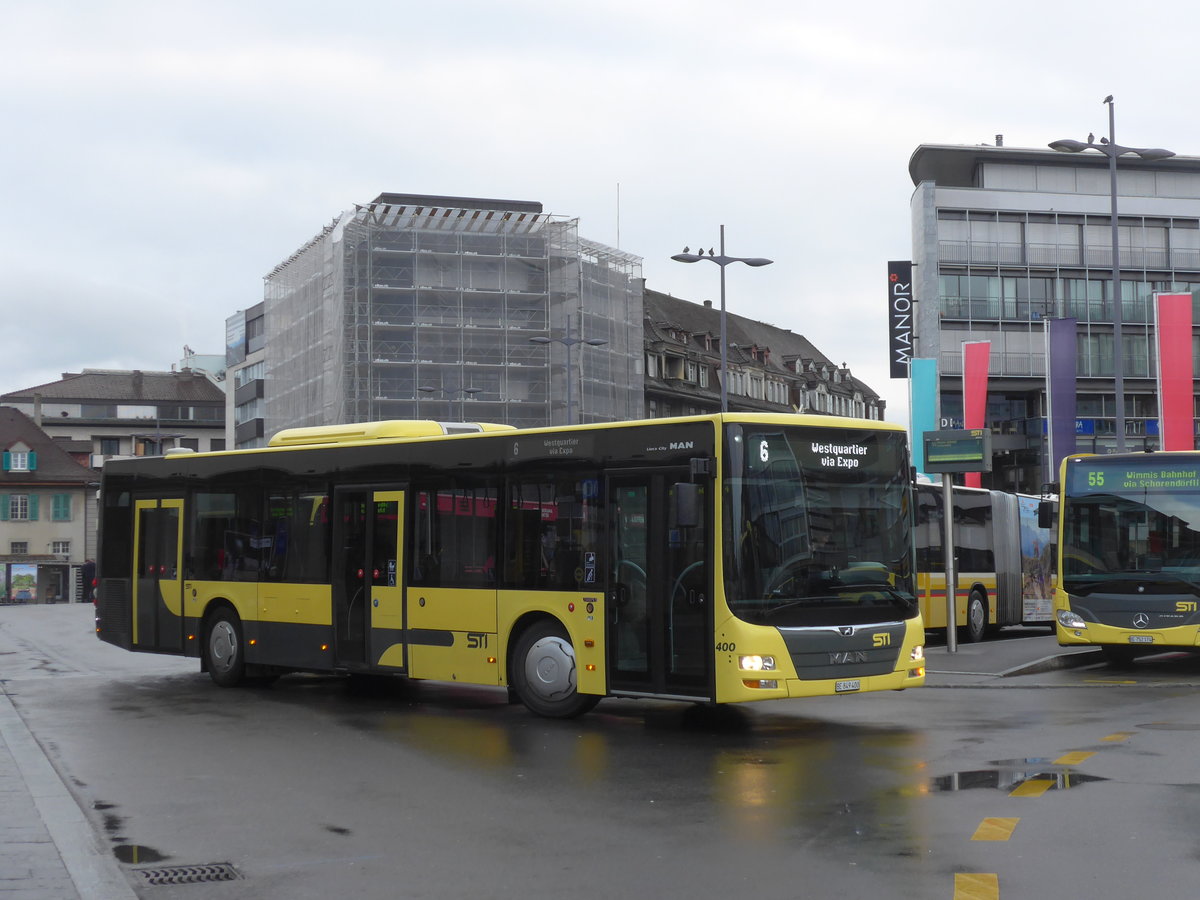 (189'786) - STI Thun - Nr. 400/BE 849'400 - MAN am 1. April 2018 beim Bahnhof Thun